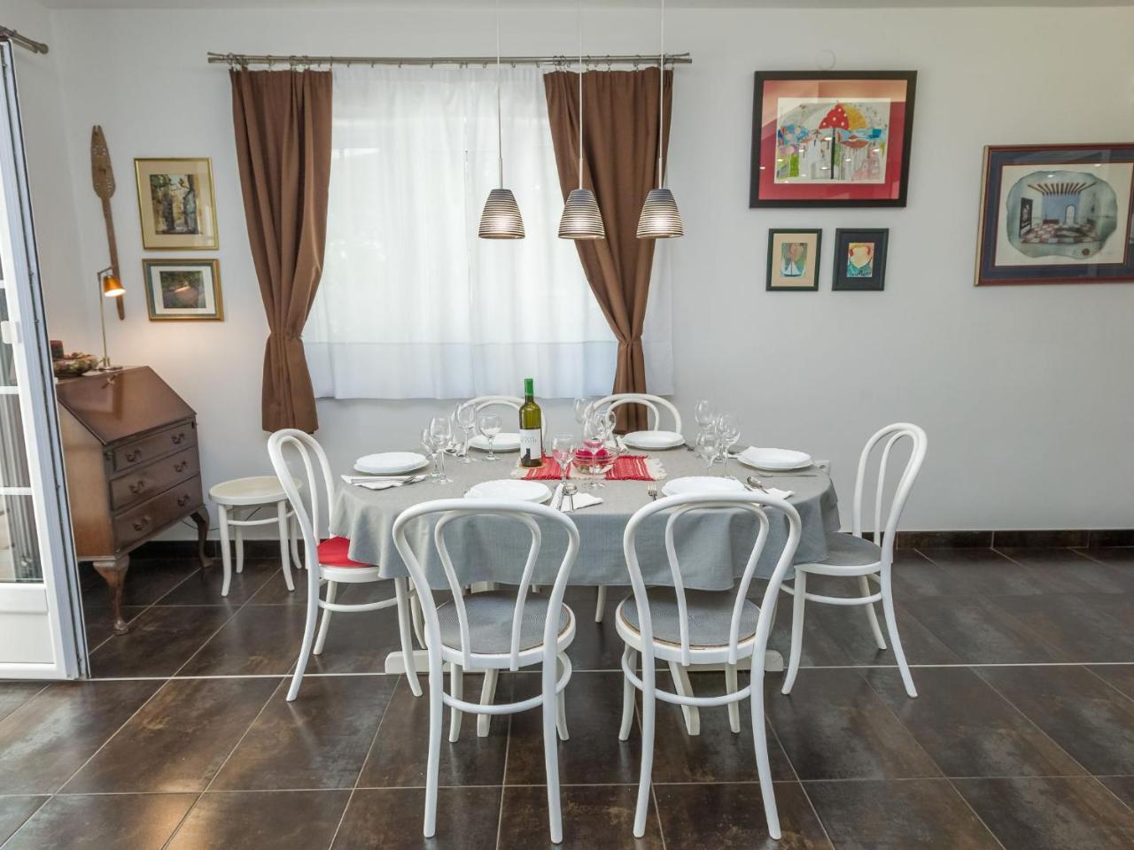 Spacious Holiday Home In Molat With Pool Brgulje Kültér fotó